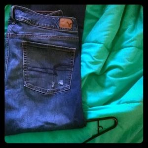 American Eagle Crop Jeans